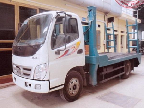 xe tải Thaco ollin 500B nâng đầu chở máy công trình