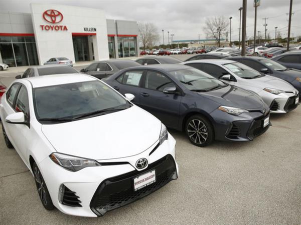 Doanh thu Toyota đang giảm sút mạnh
