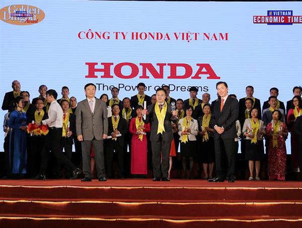 Honda Việt Nam nhận giải Rồng vàng 2017