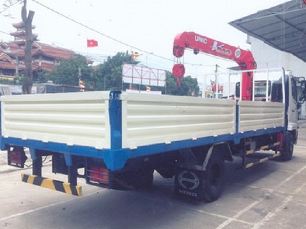 xe tải Hino FC9JLSW gắn cẩu Unic 344