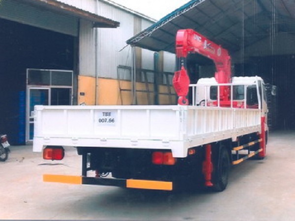 xe tải Hino FC9JLSW gắn cẩu Unic 5 tấn 4 đốt (URV554)